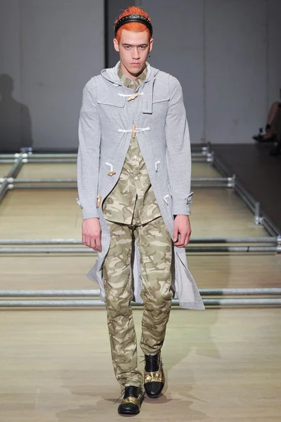 Look 4